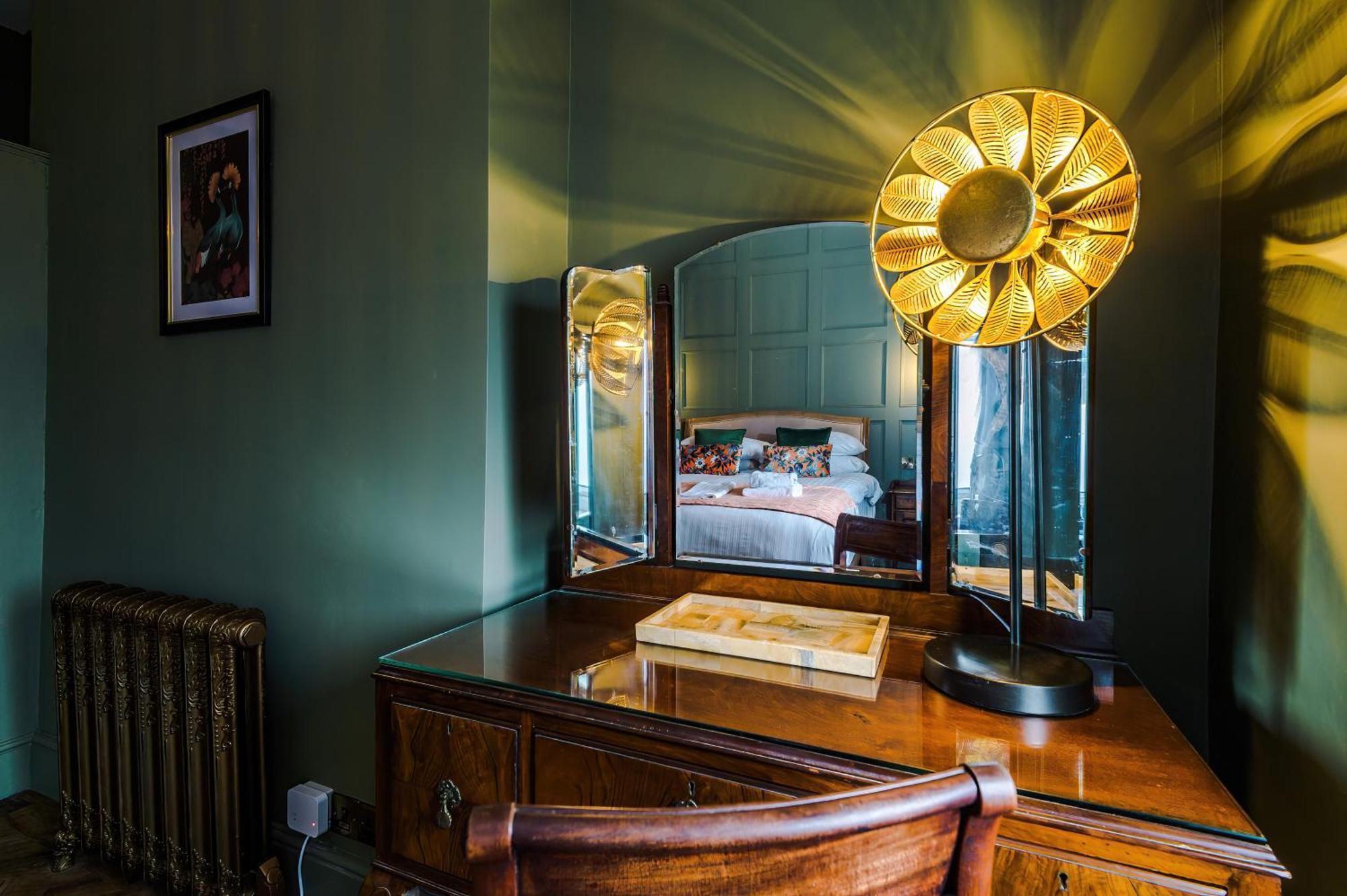 Russell Court By Orenda-Luxe Llandudno Dış mekan fotoğraf